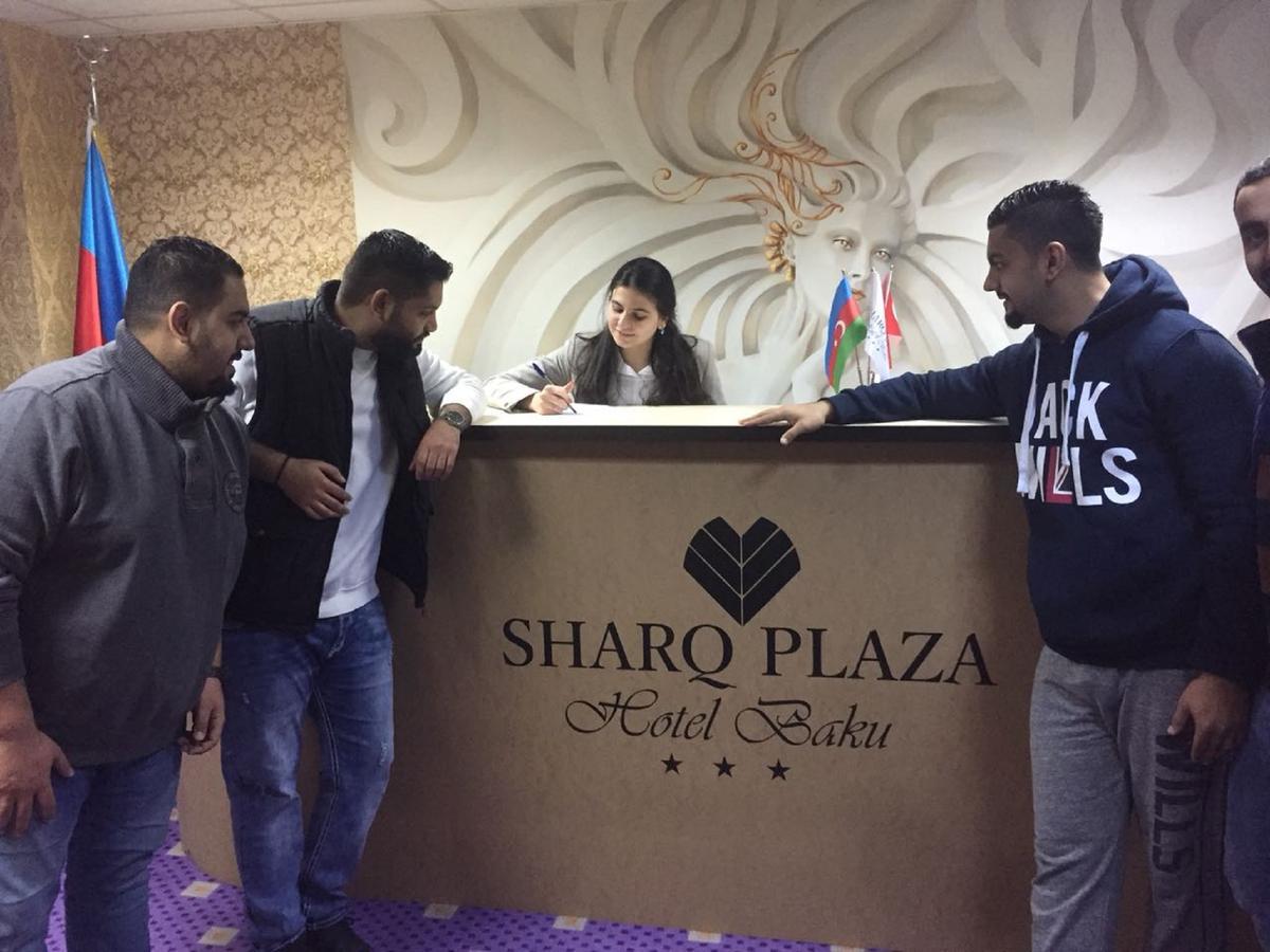 Sharq Plaza Hotel Baku Bagian luar foto