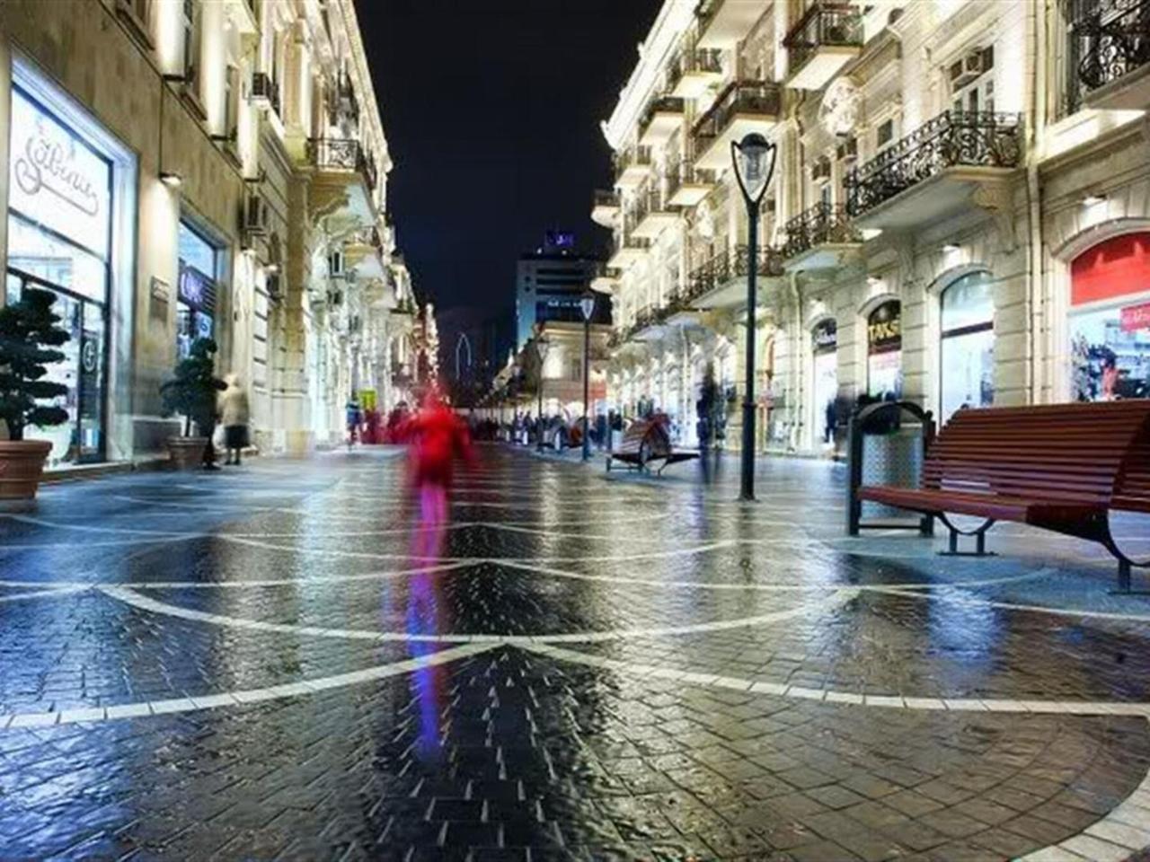 Sharq Plaza Hotel Baku Bagian luar foto