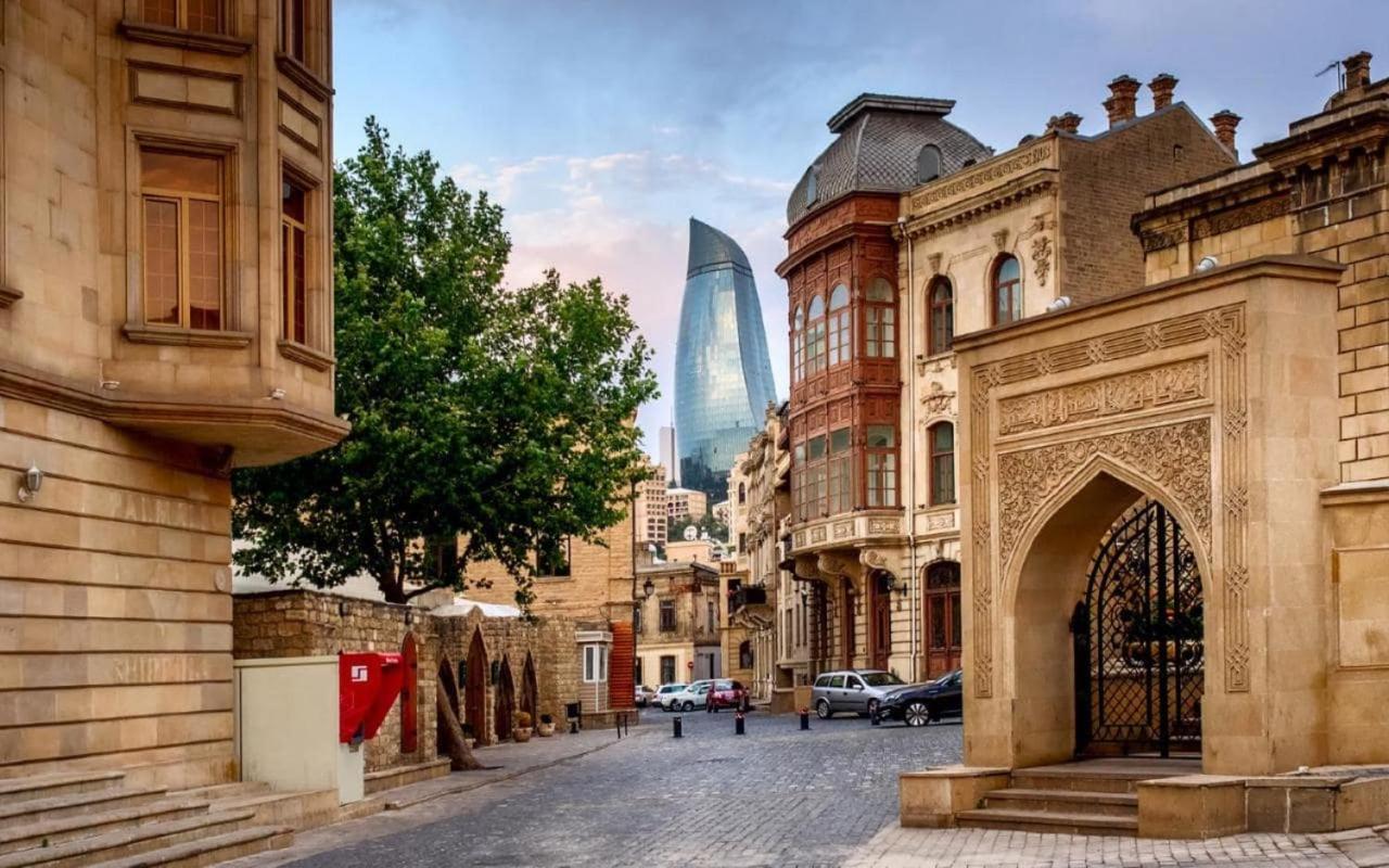 Sharq Plaza Hotel Baku Bagian luar foto